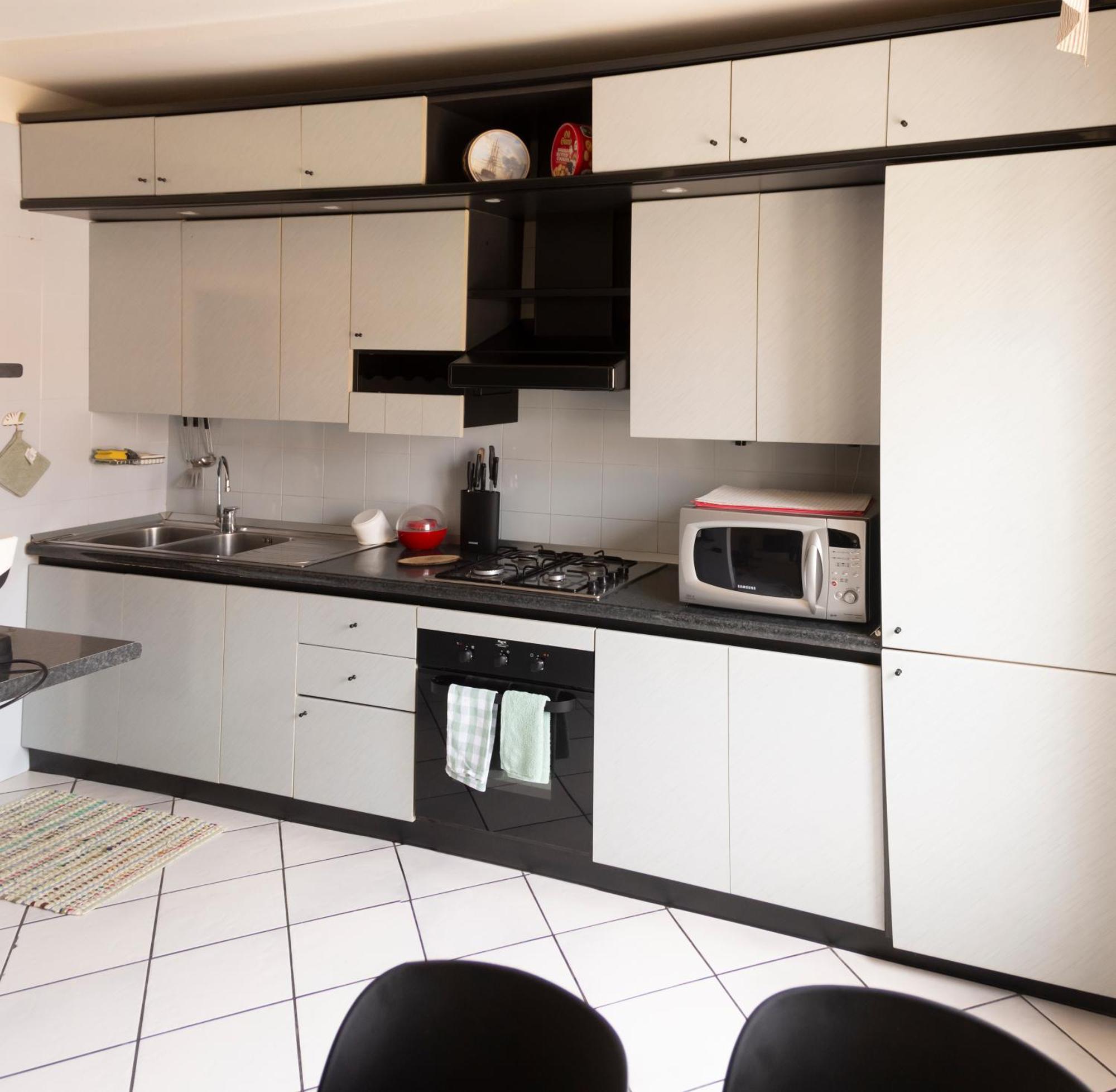 Ca Mea Apartment อิมเปรีอา ภายนอก รูปภาพ